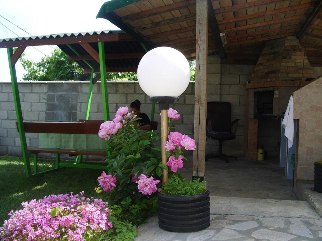 Enjoy Guest House ゴールデンサンド エクステリア 写真